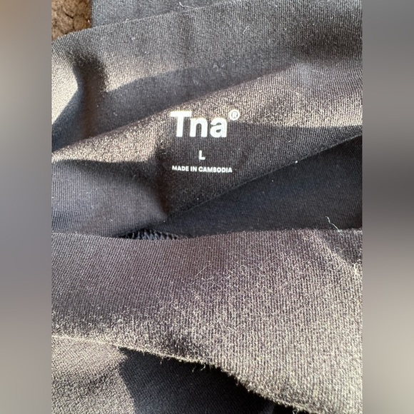 Aritzia TNA Atmosphere Split Pant - Picture 7 of 8